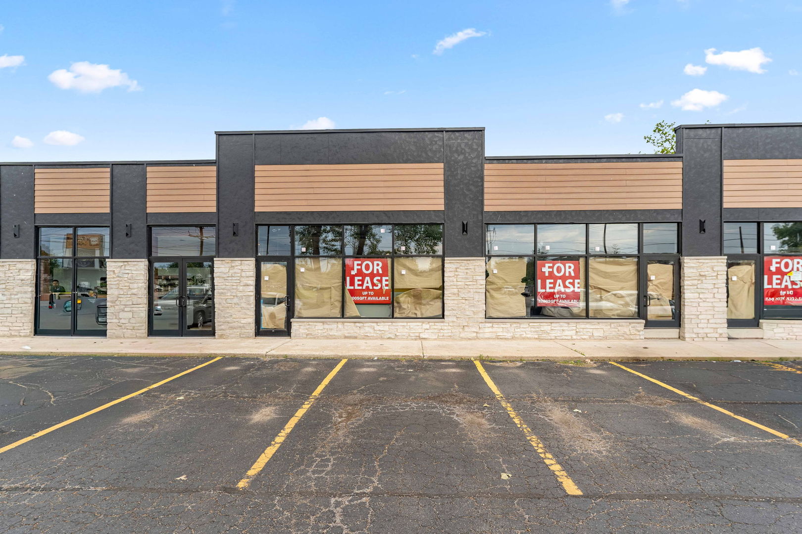 10296 S 78th Avenue Unit: B