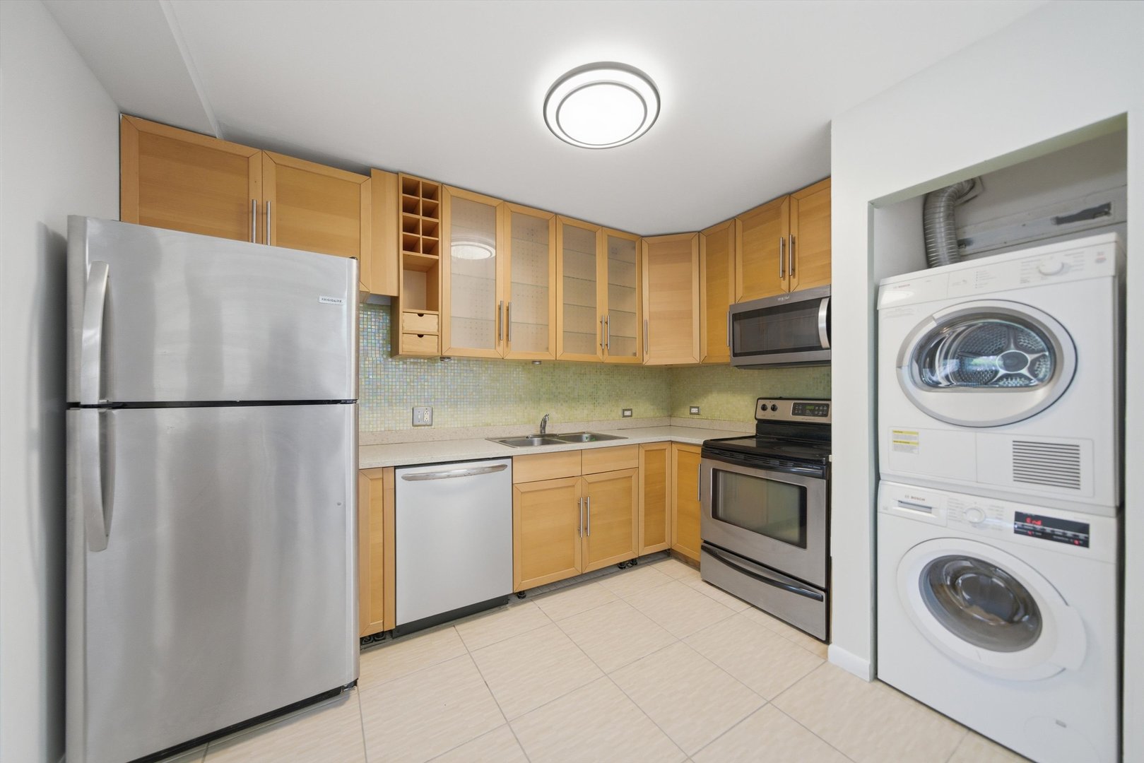7525 Adams Street Unit: 1W
