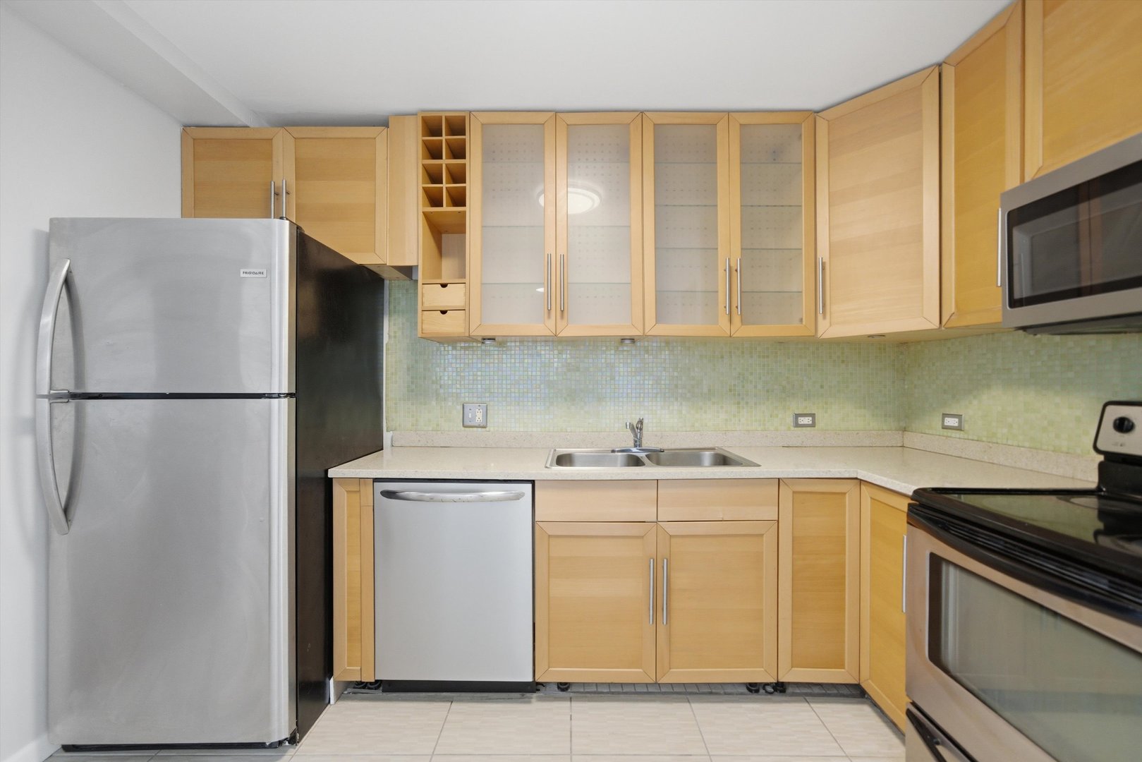 7525 Adams Street Unit: 1W