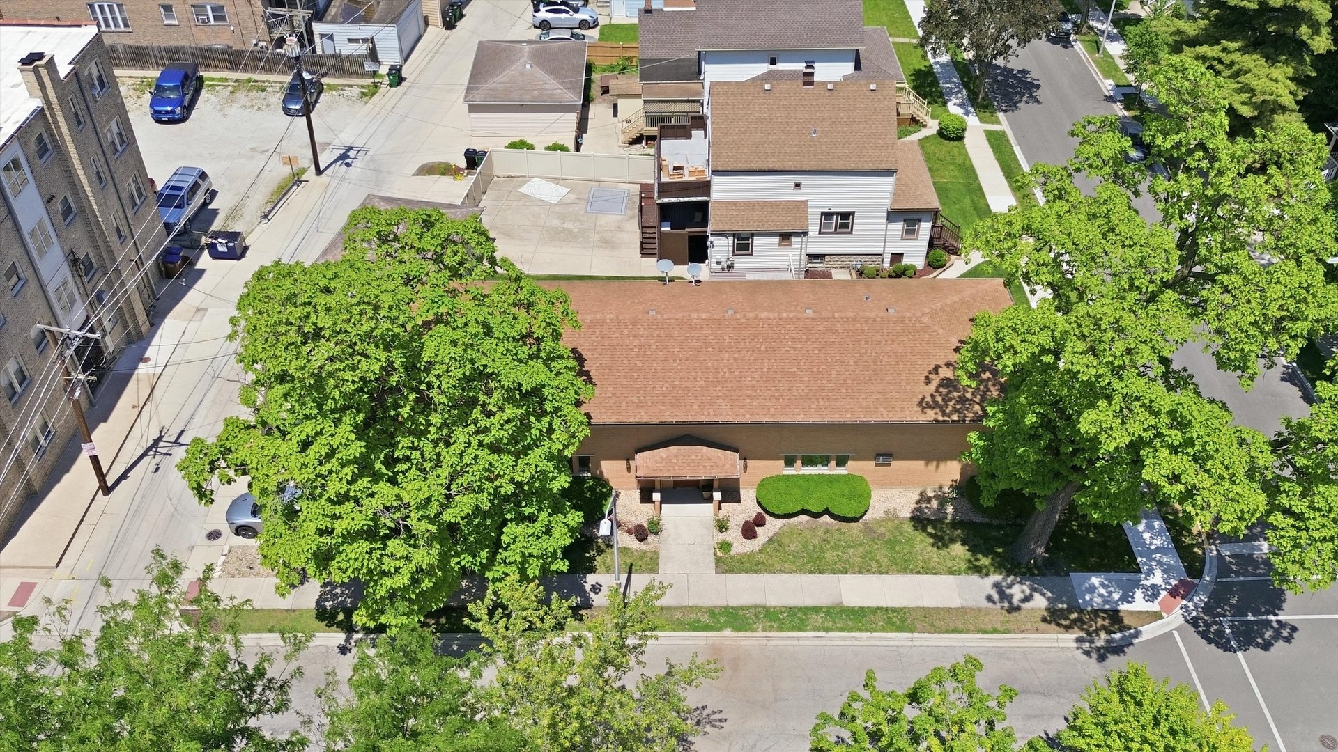 7525 Adams Street Unit: 1W