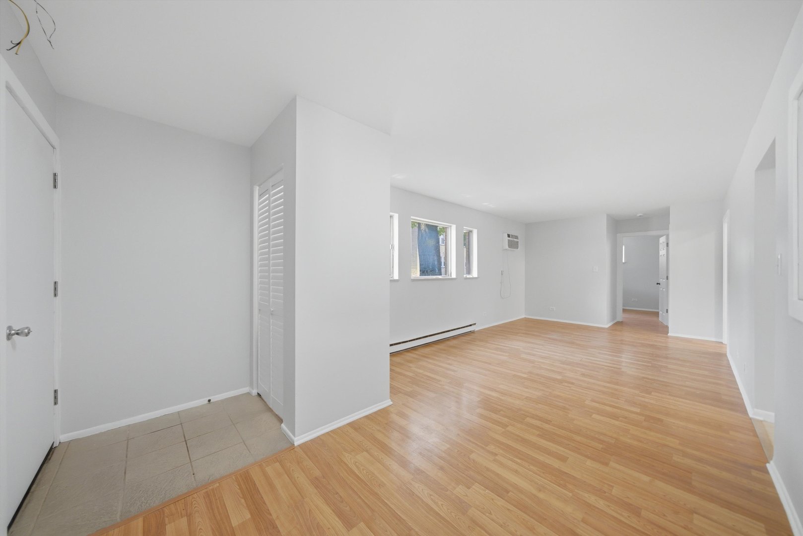 7525 Adams Street Unit: 1W