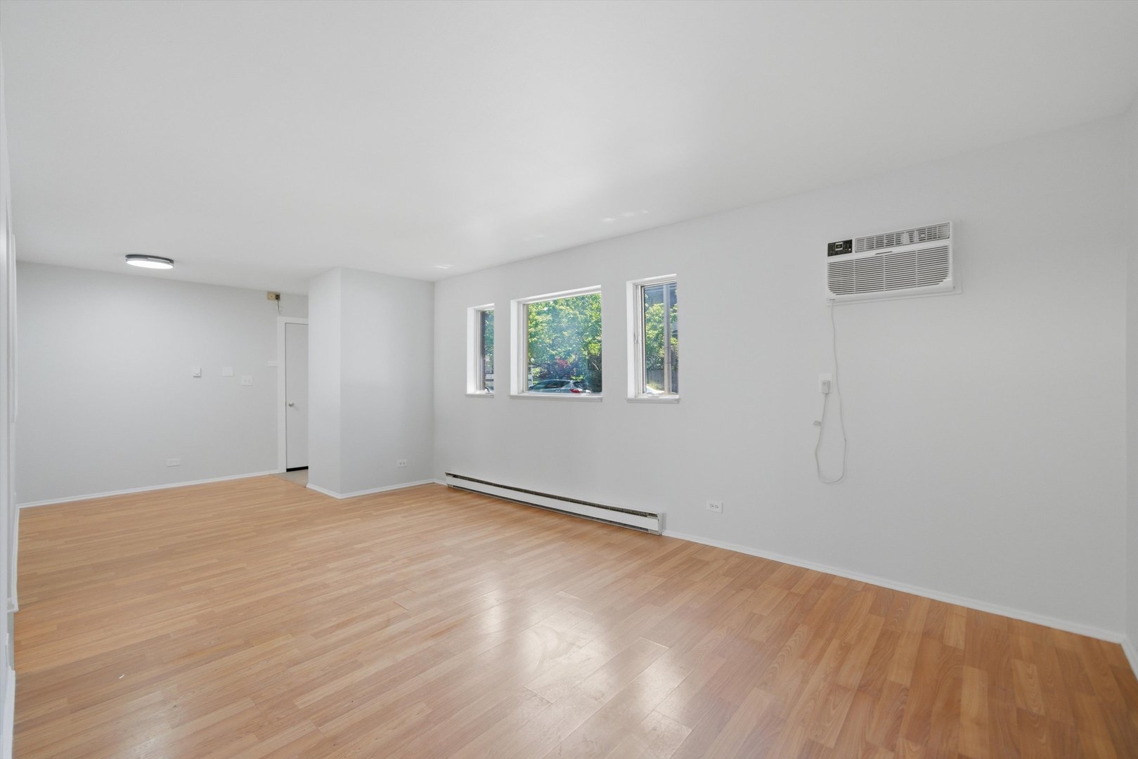 7525 Adams Street Unit: 1W