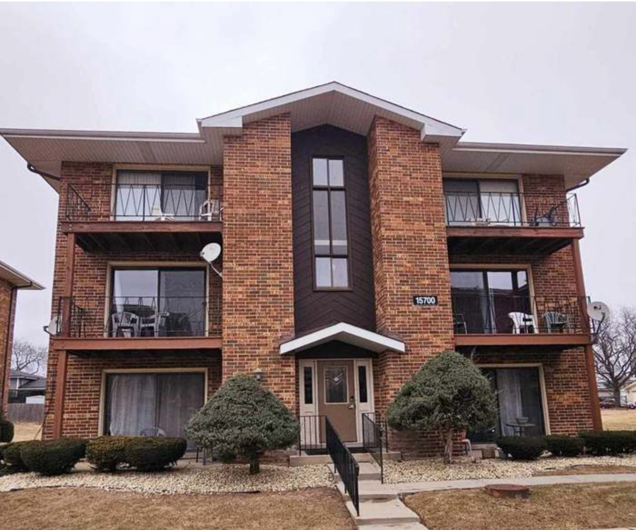 15700 reynolds Lane Unit: 1