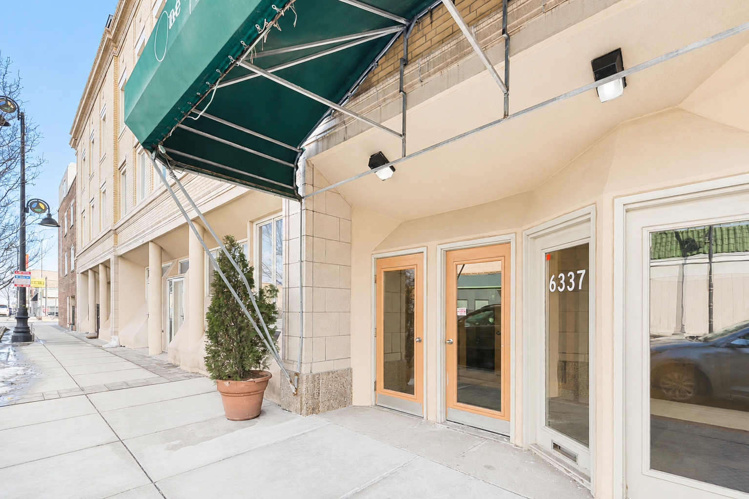 6337 Roosevelt Road Unit: 107