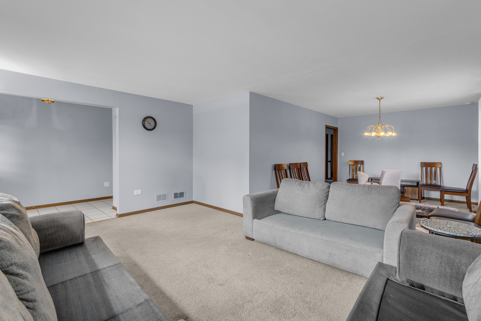7736 W 157th Place