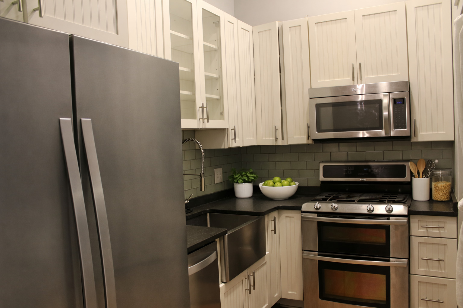 1727 S Indiana Avenue Unit: 212
