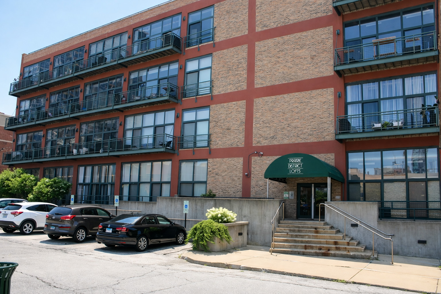 1727 S Indiana Avenue Unit: 212