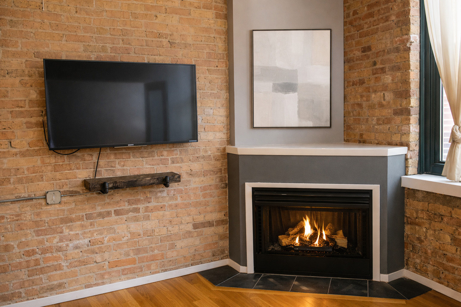 1727 S Indiana Avenue Unit: 212