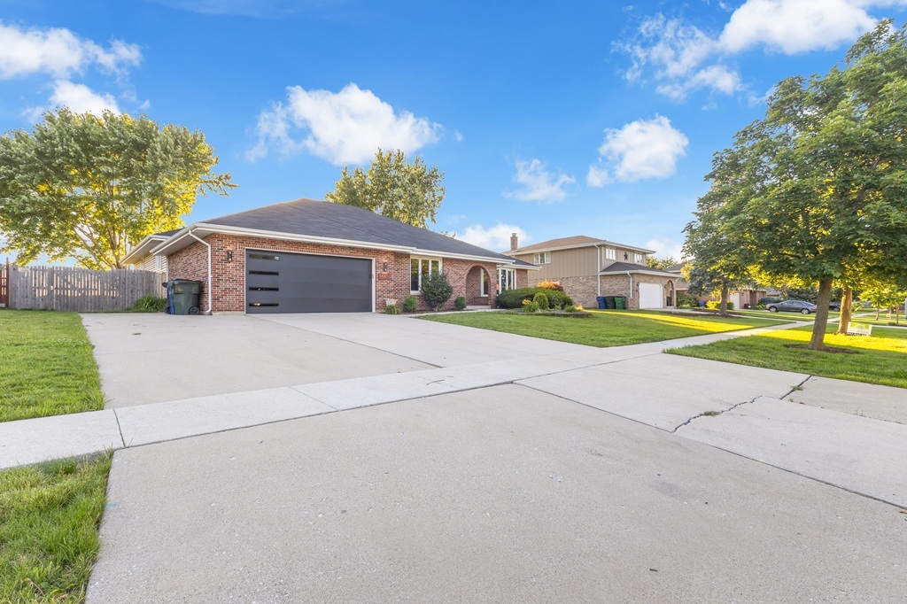 15430 Sulky Drive