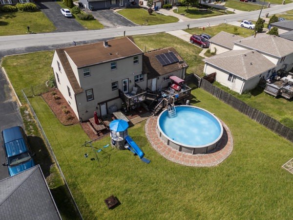 8820 W 85th Place