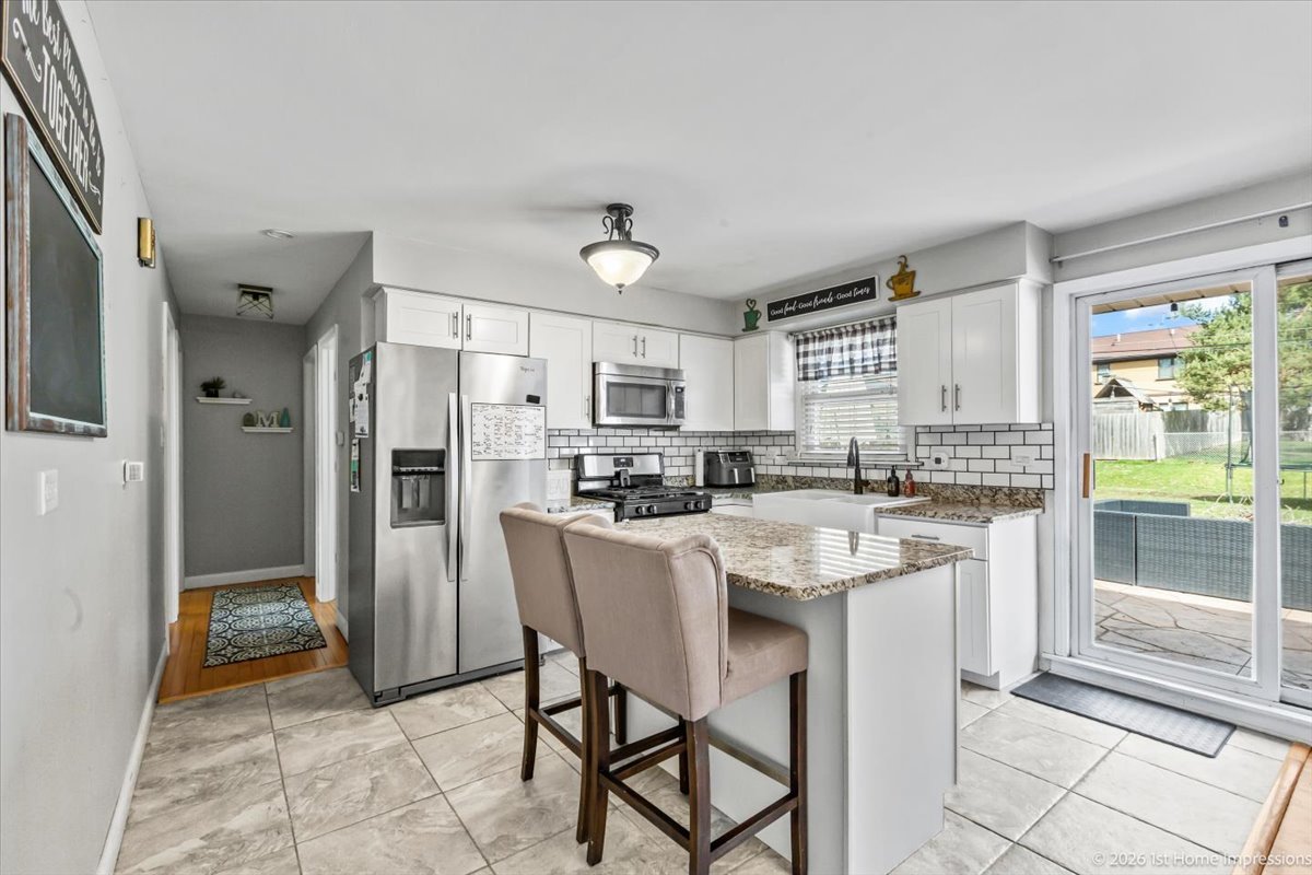 8836 W 93rd Place