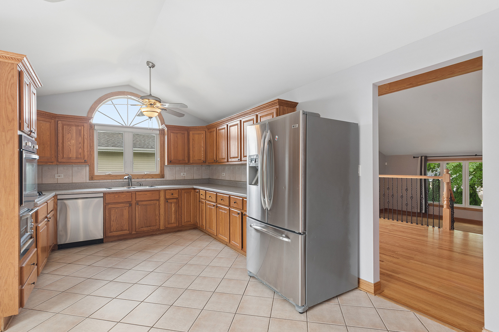 8850 W 98th Place