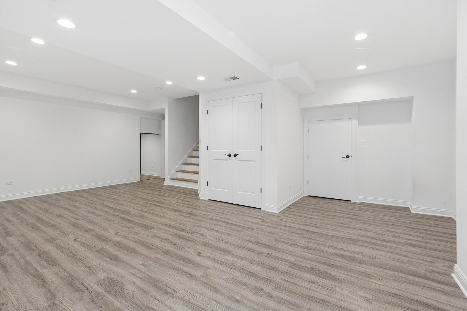 8850 W 98th Place