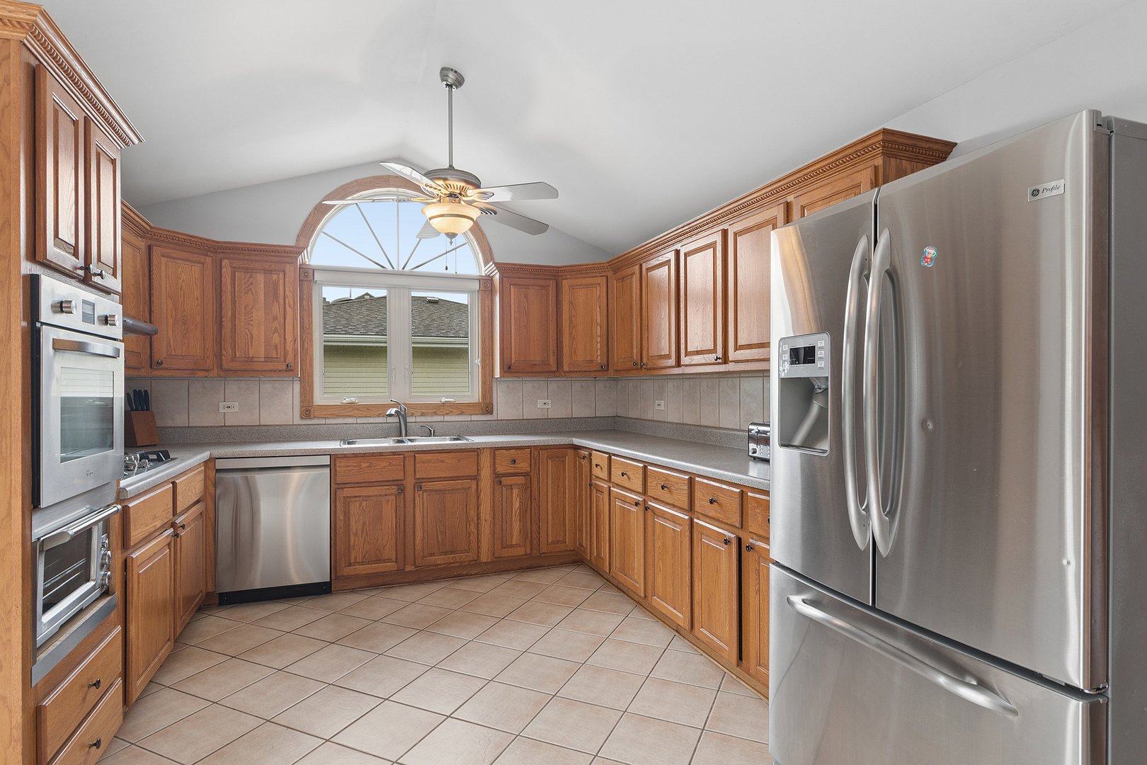8850 W 98th Place