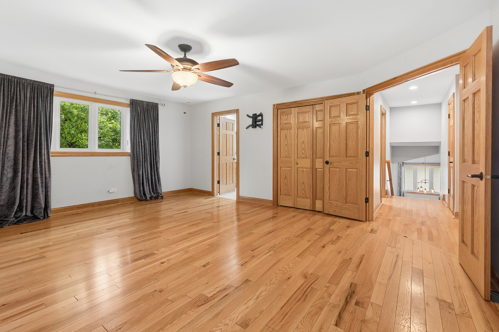 8850 W 98th Place