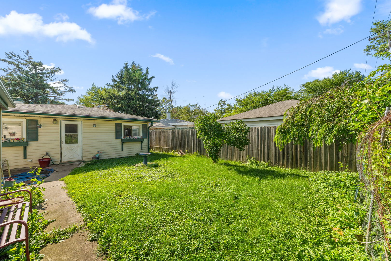 17237 Greenbay Avenue