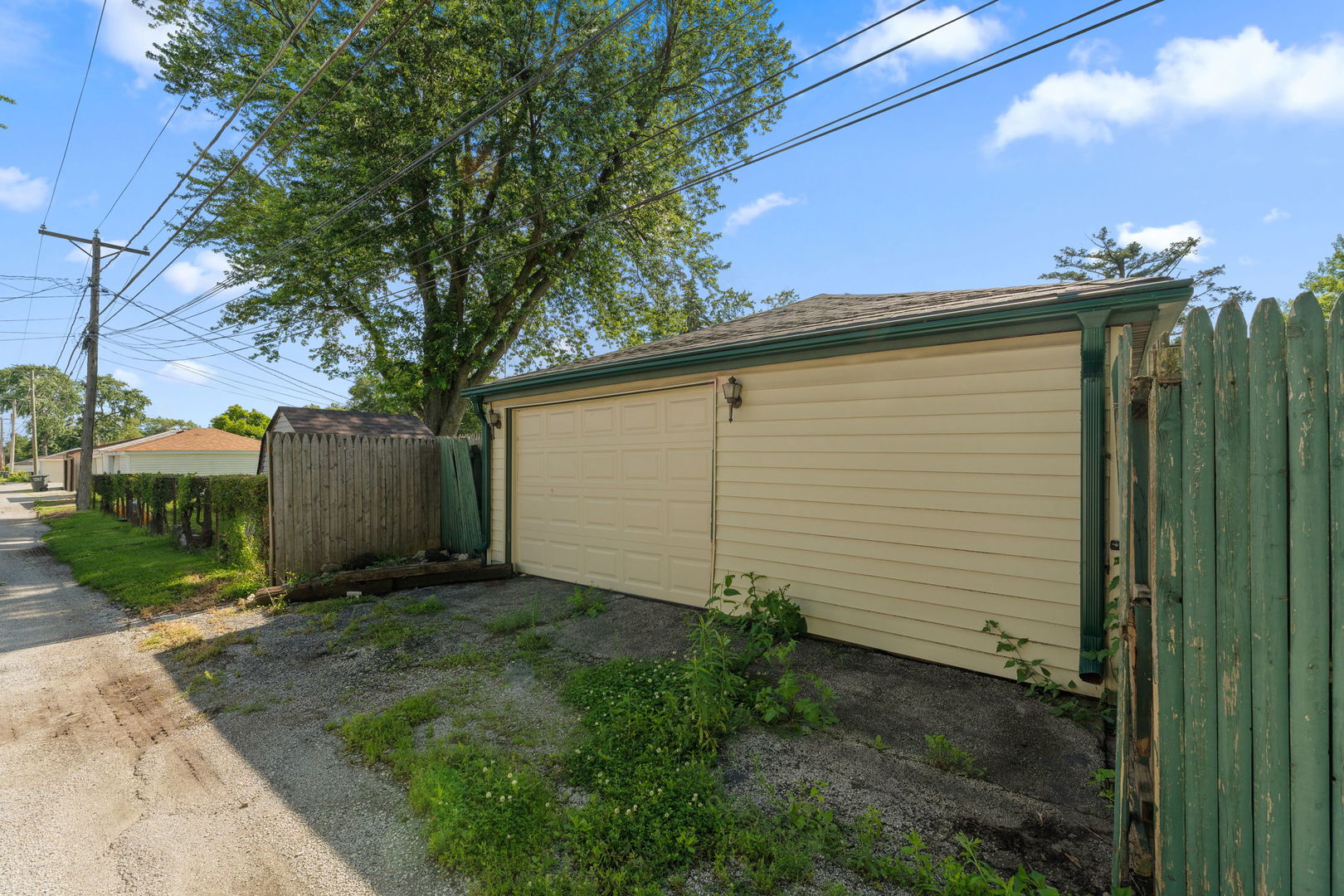 17237 Greenbay Avenue