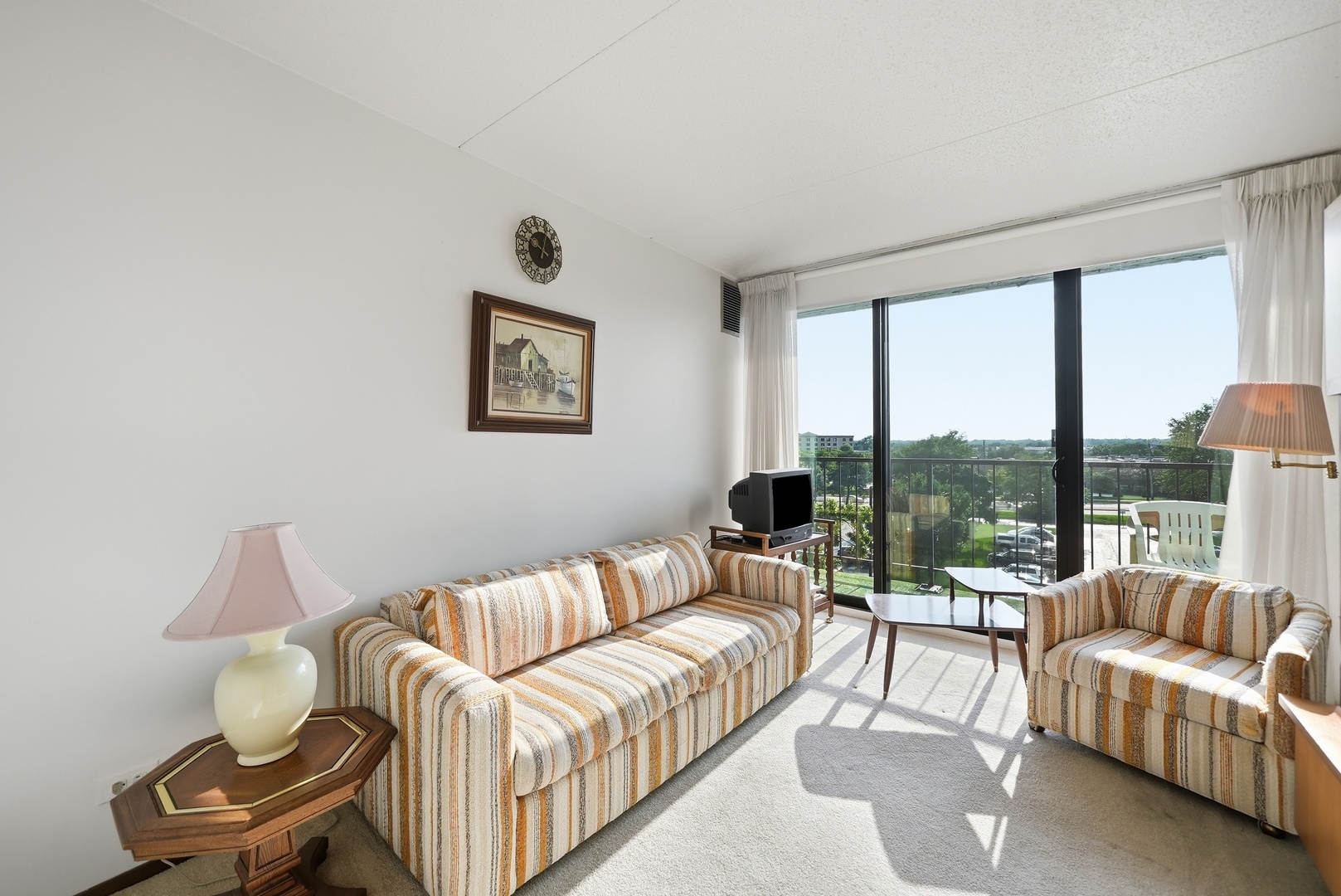2005 S Finley Road Unit: 506