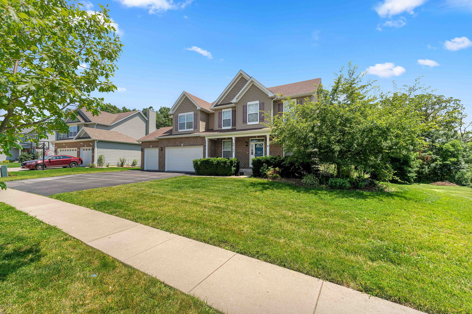 26105 W Ravine Woods Drive