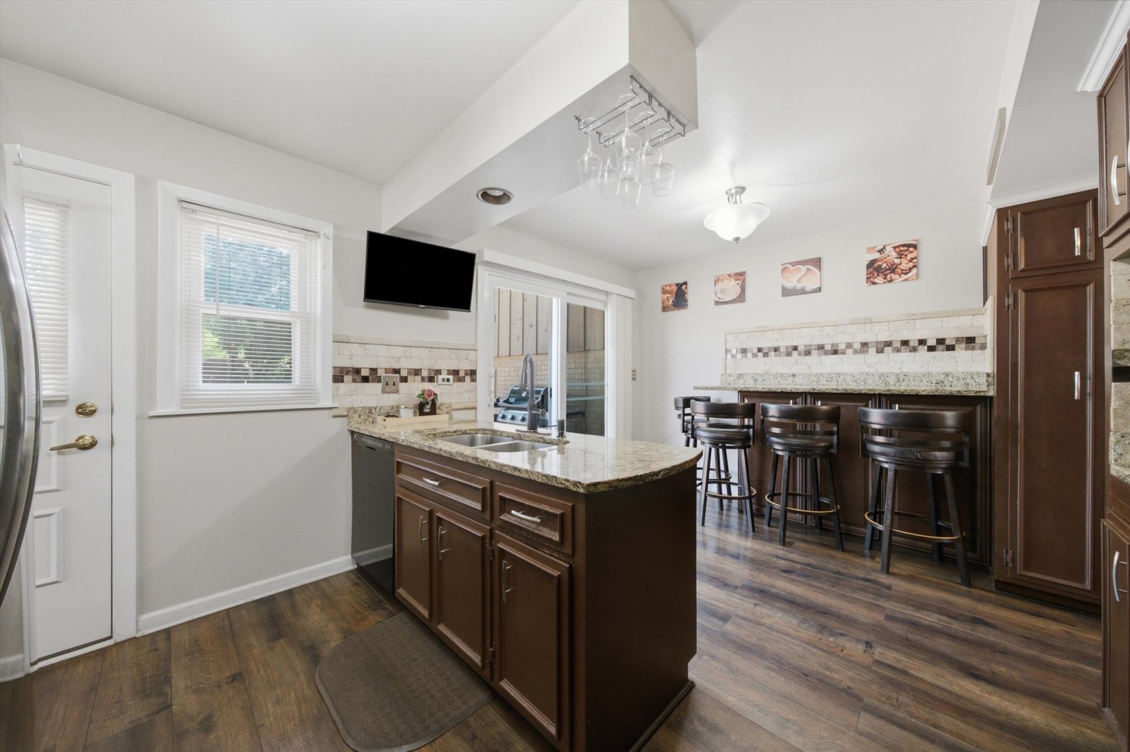 10603 Drummond Place