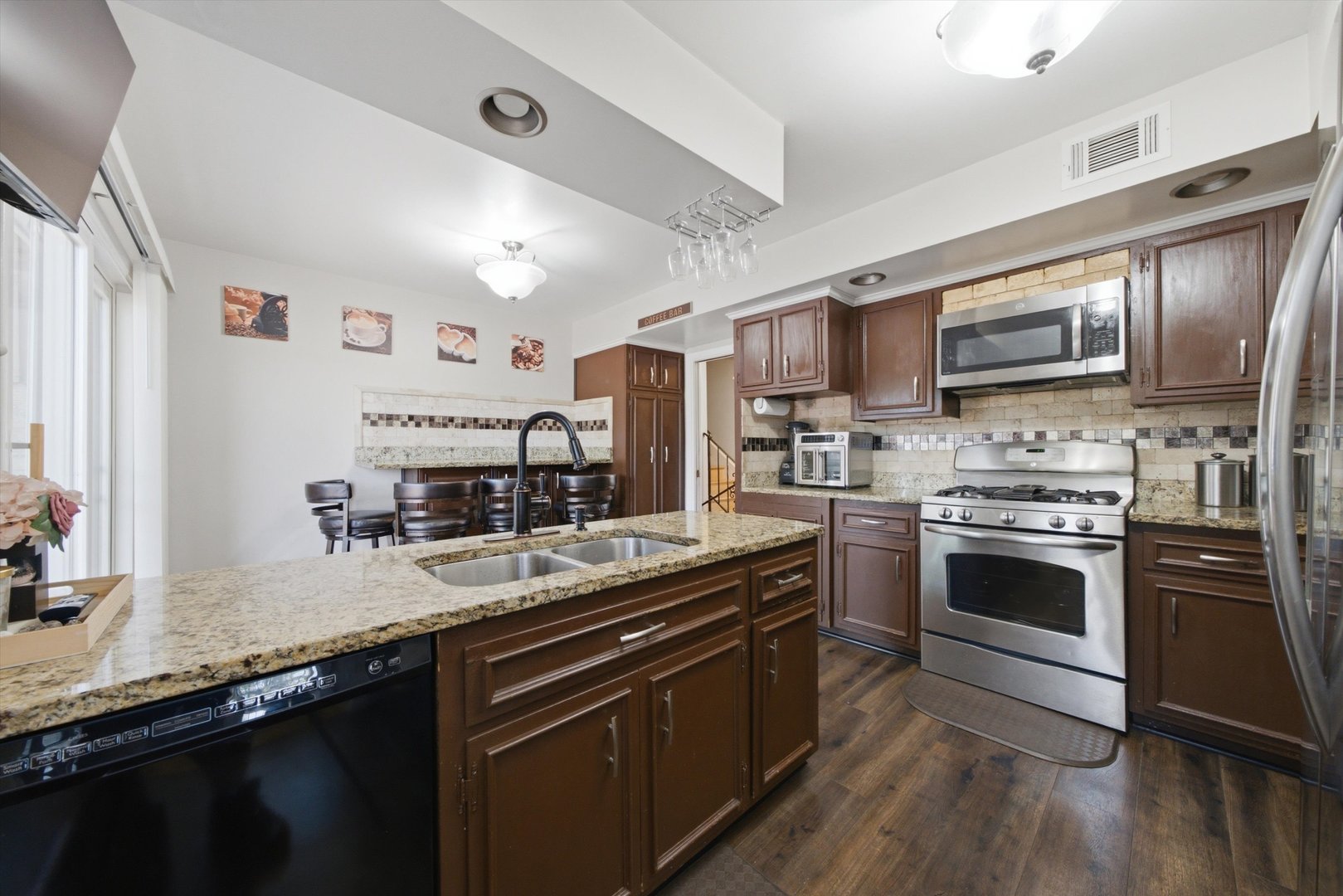 10603 Drummond Place