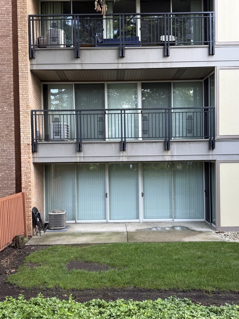 6000 Oakwood Drive Unit: 1E