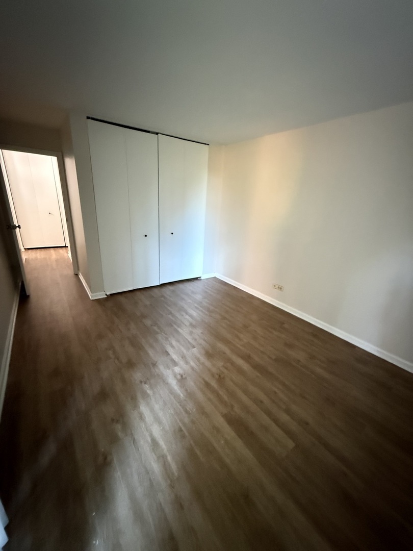 6000 Oakwood Drive Unit: 1E