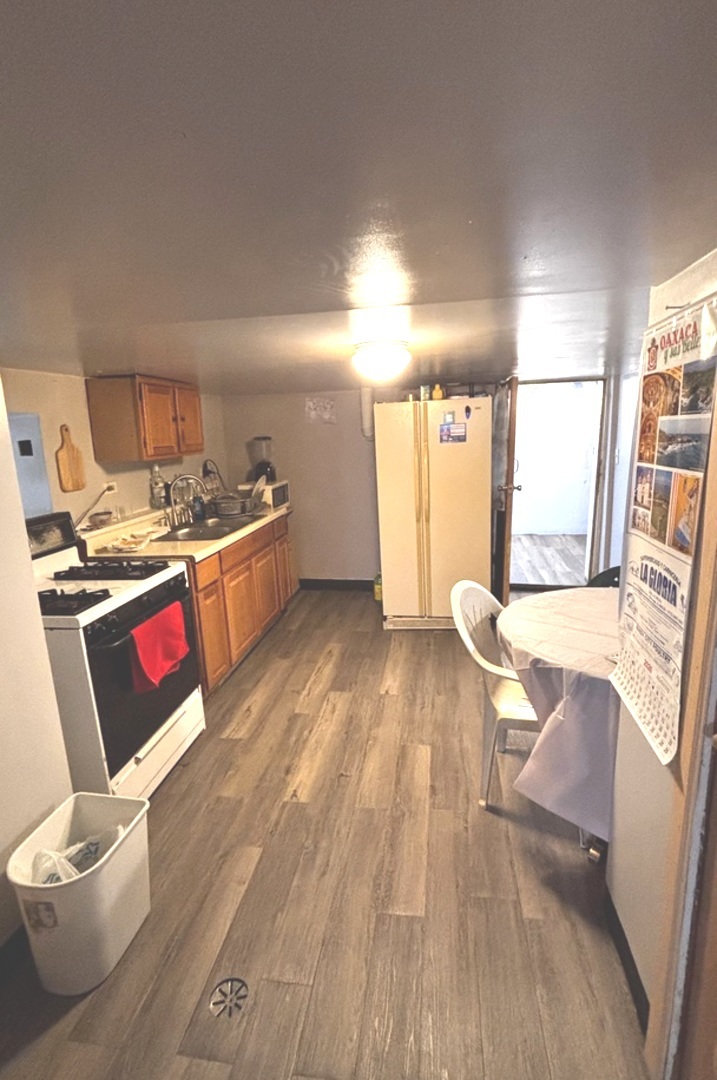 3309 W 38th Place