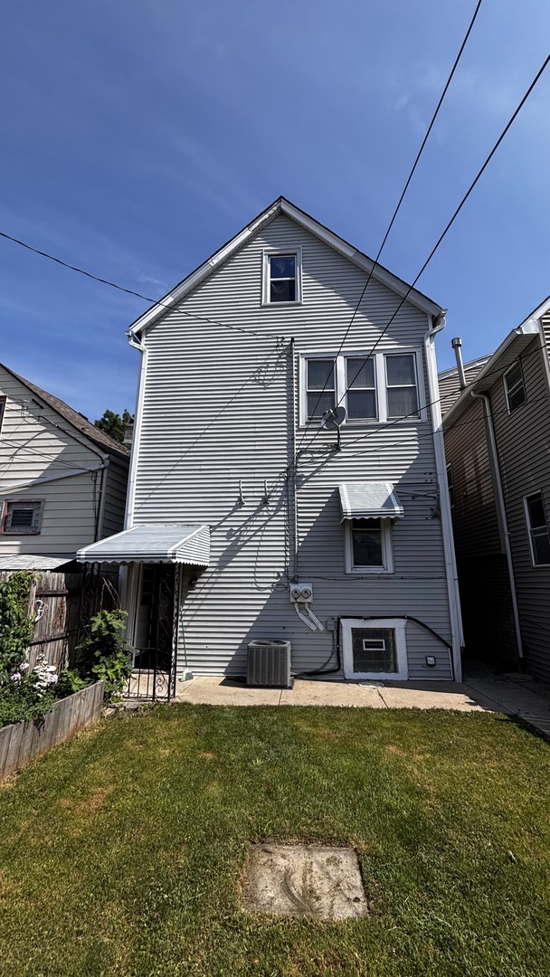 3309 W 38th Place