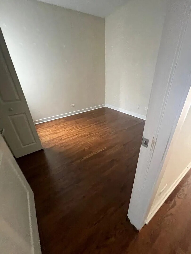 3128 W Walton Street Unit: 3