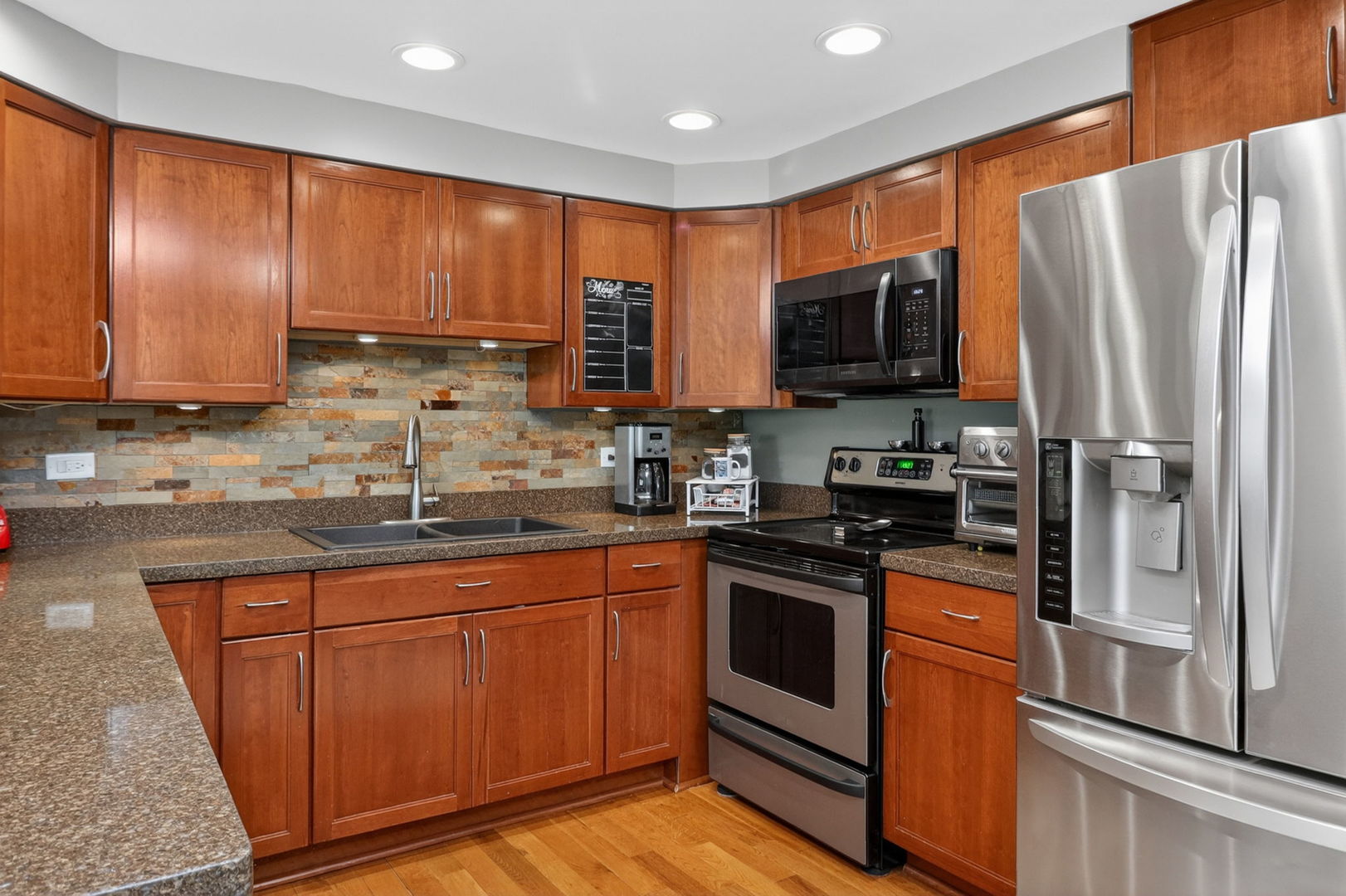 911 8th Avenue Unit: 5