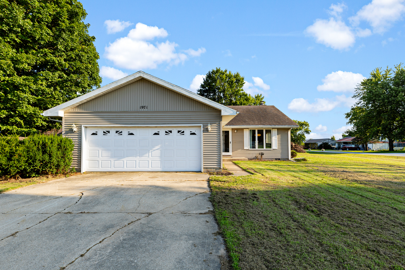 1971 Fleming Street