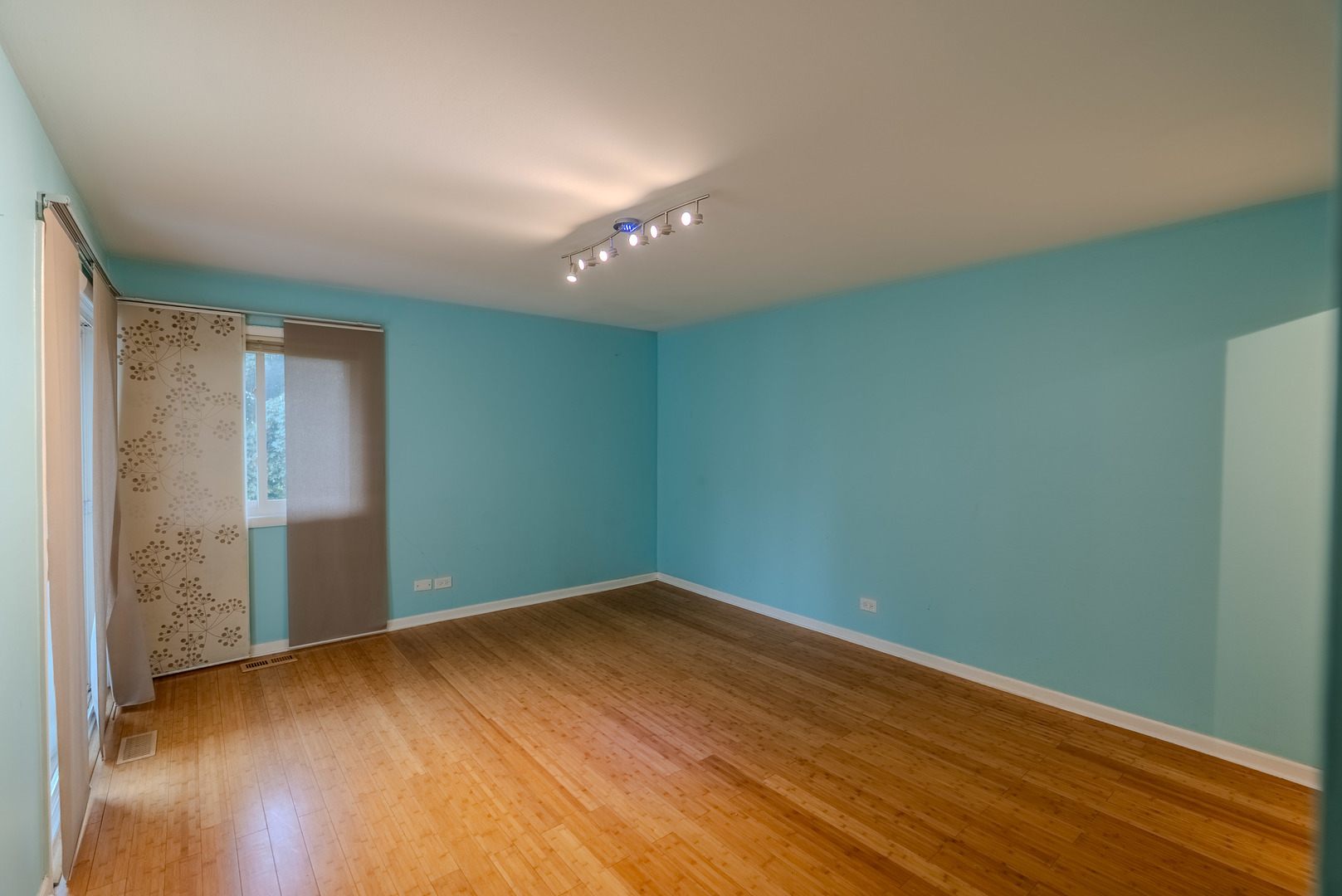 1044 Cumberland Court