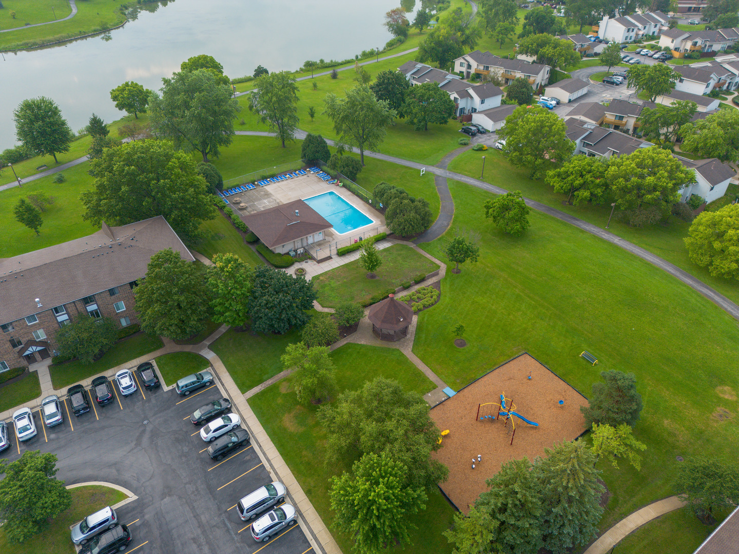 1044 Cumberland Court