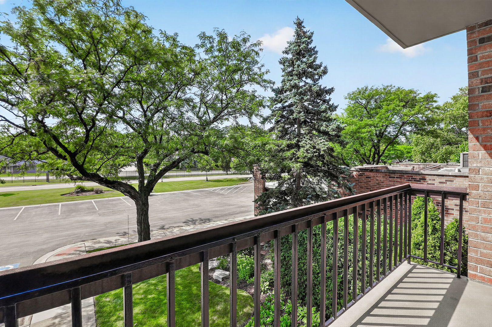 77 Lake Hinsdale Drive Unit: 202