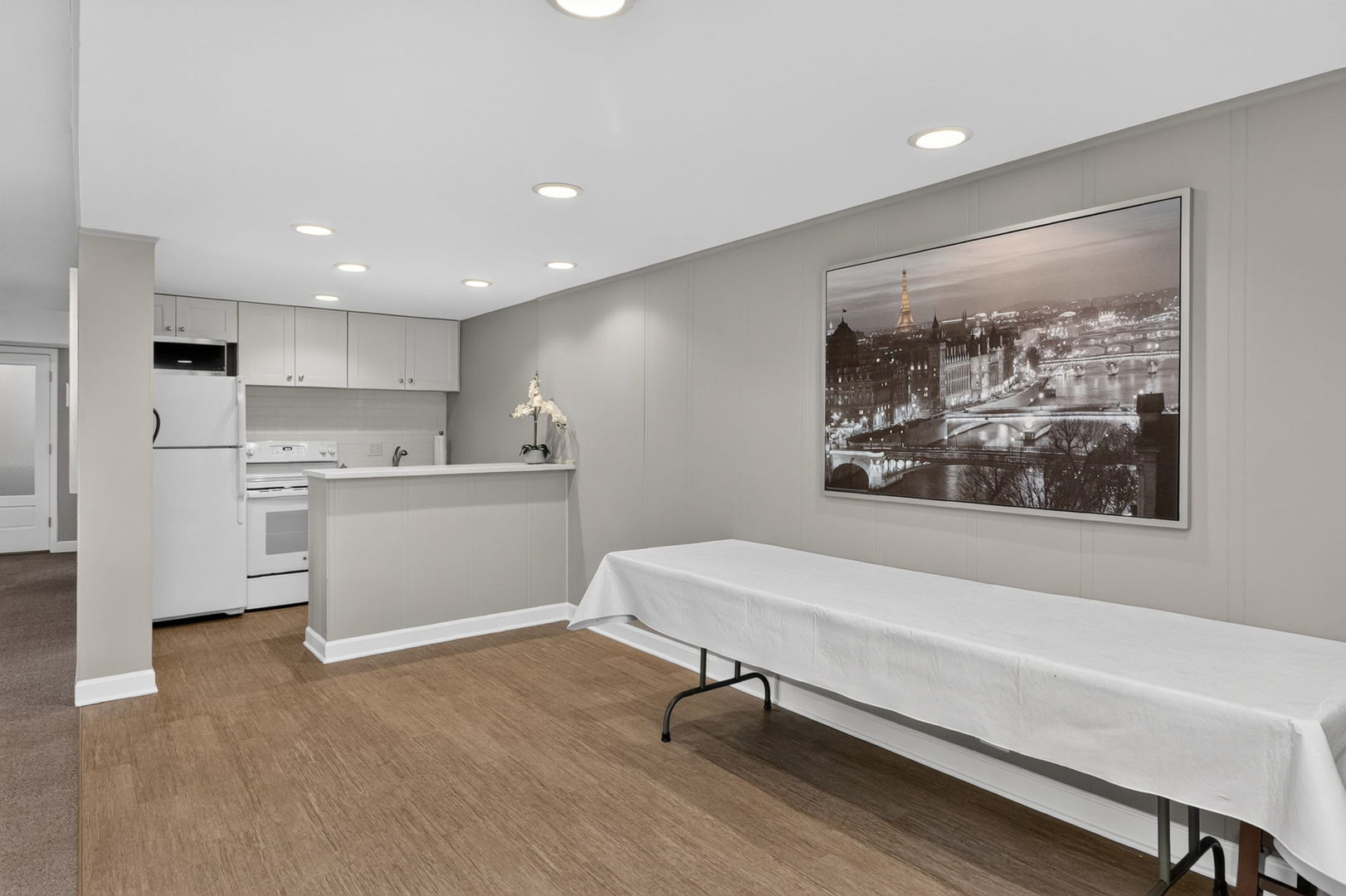 77 Lake Hinsdale Drive Unit: 202