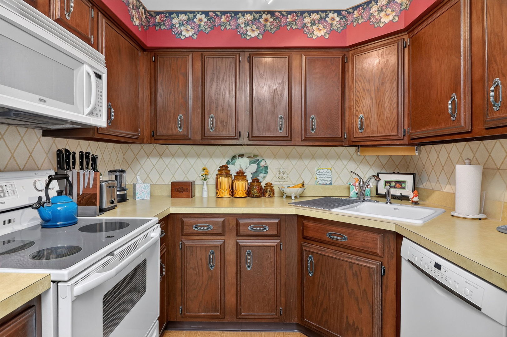 77 Lake Hinsdale Drive Unit: 202