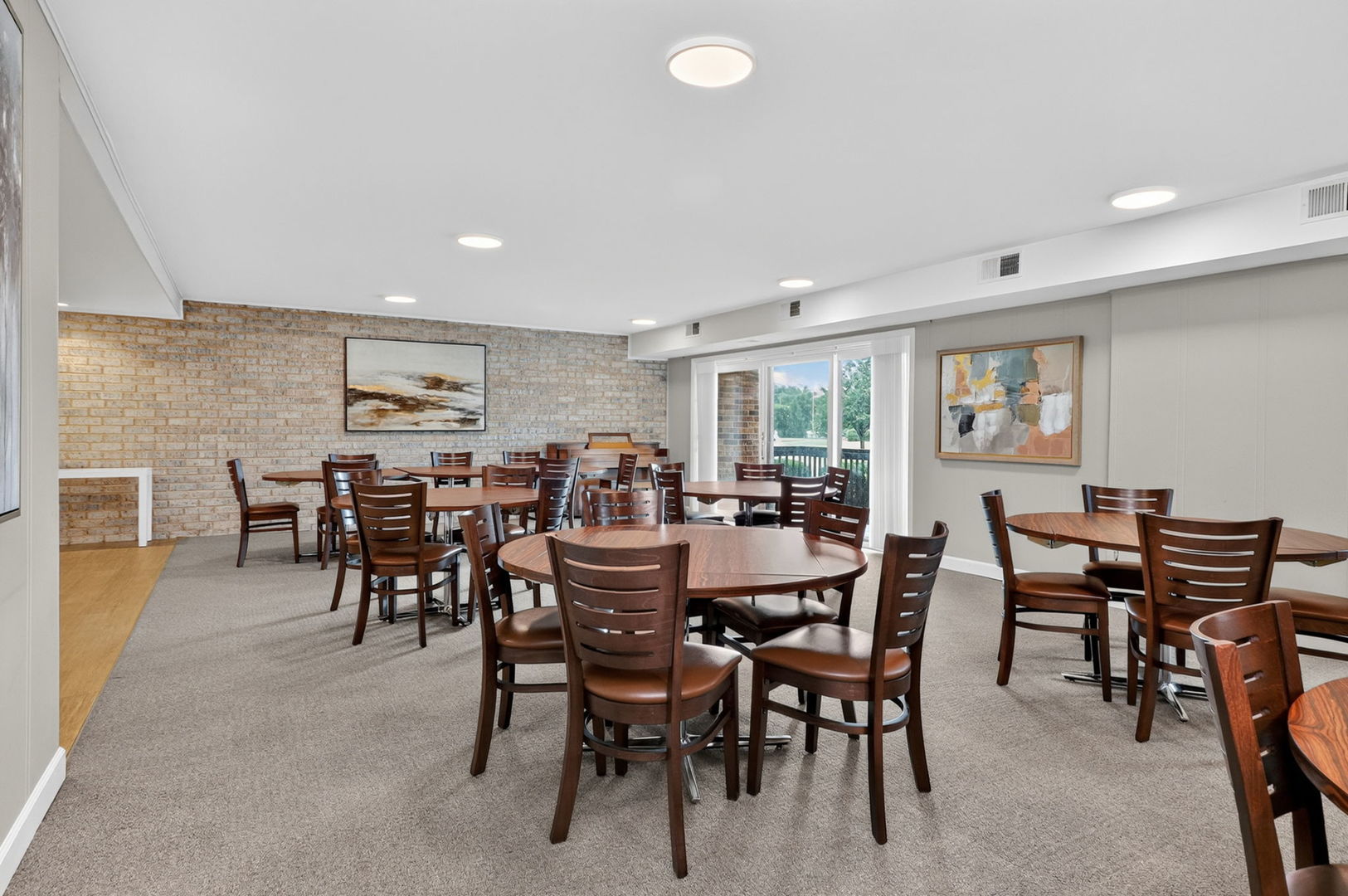 77 Lake Hinsdale Drive Unit: 202