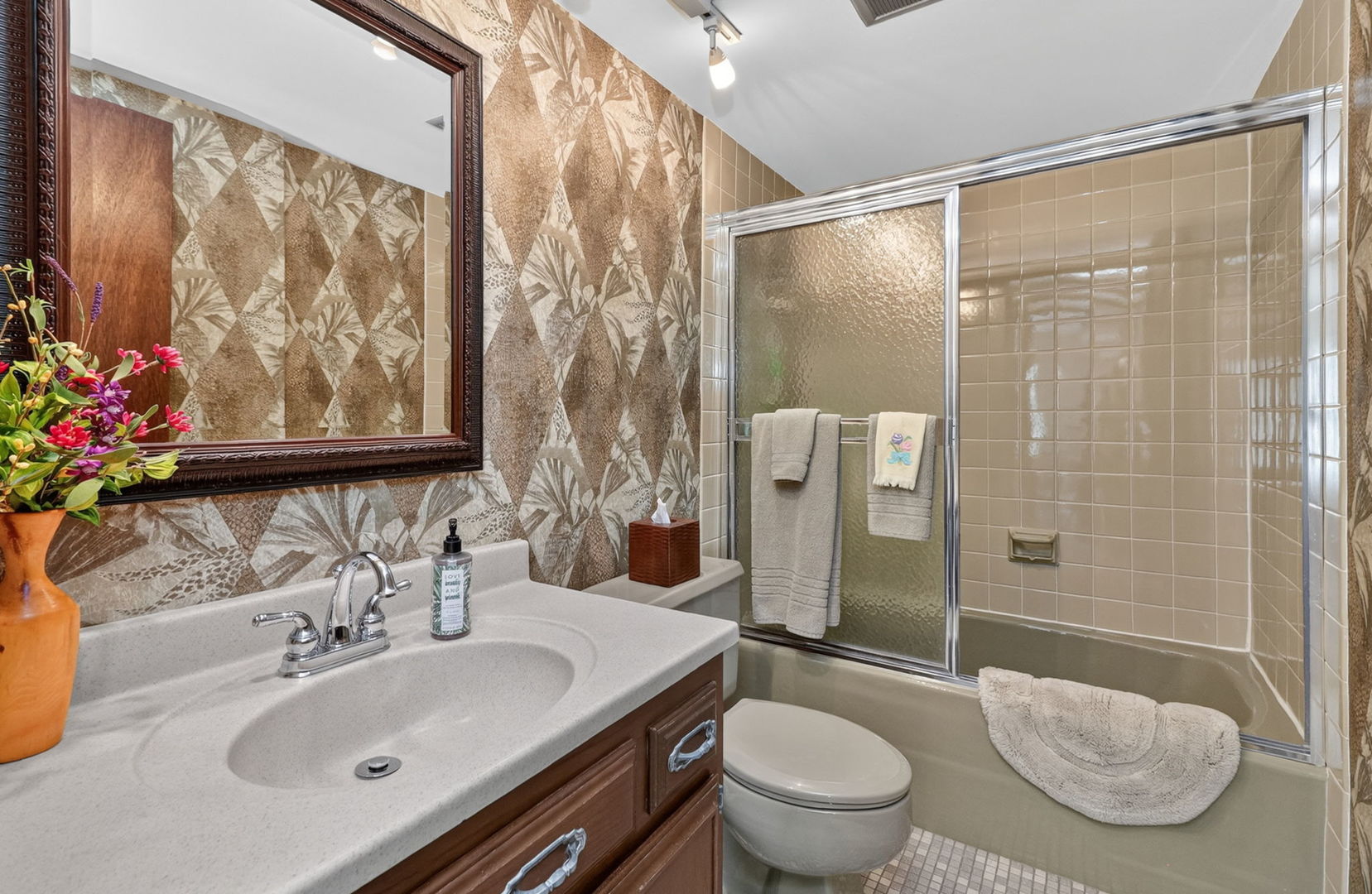 77 Lake Hinsdale Drive Unit: 202