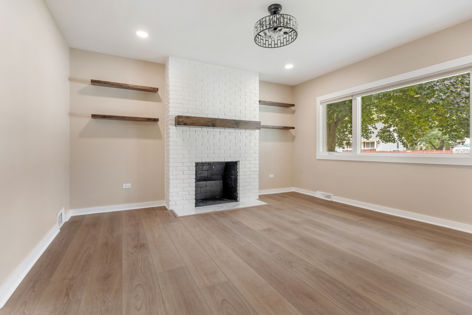 1007 Nancy Road