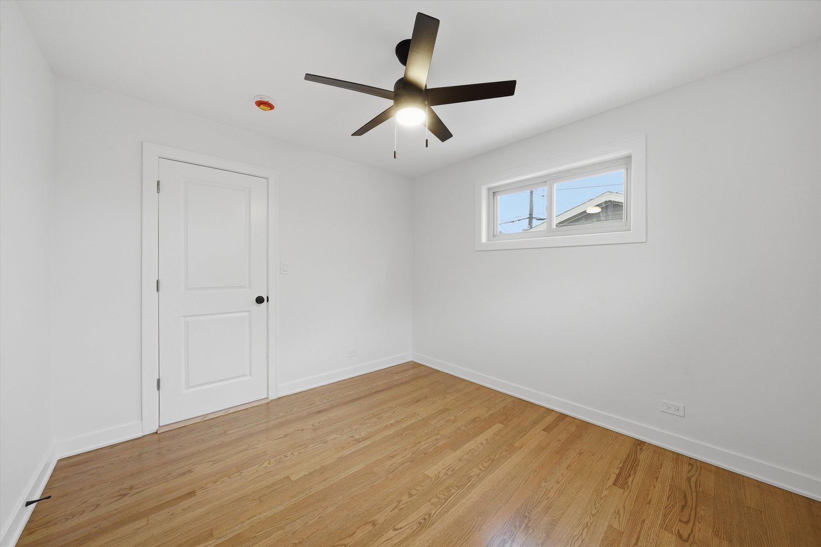2905 W 102nd Place