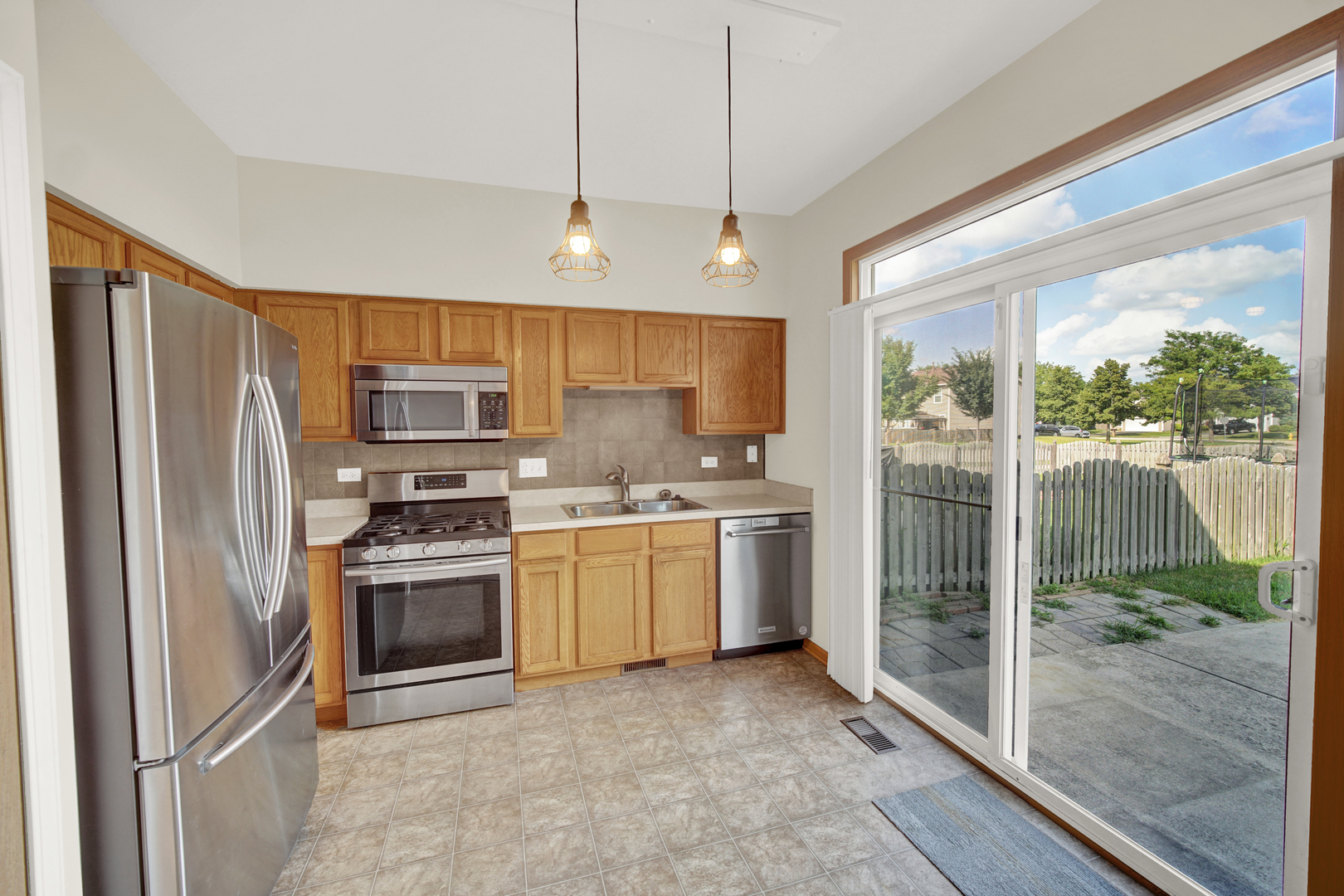 1402 Fabiola Court