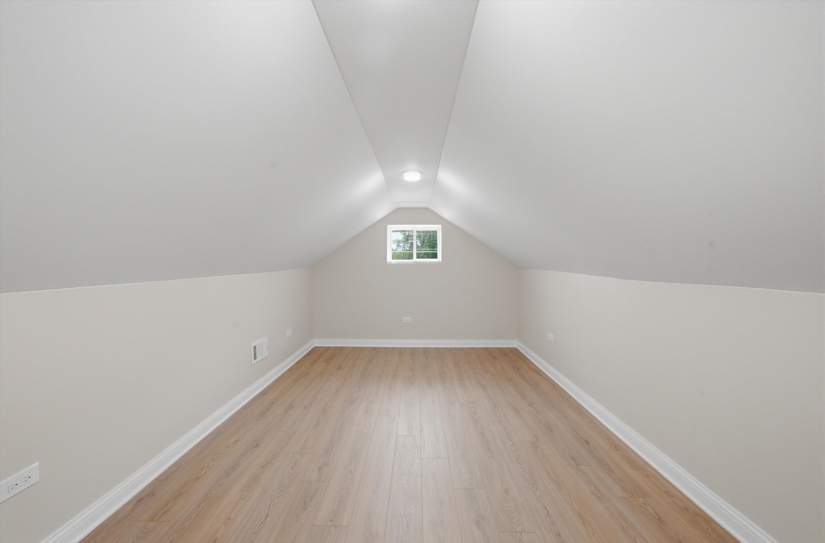 11409 S Stewart Avenue