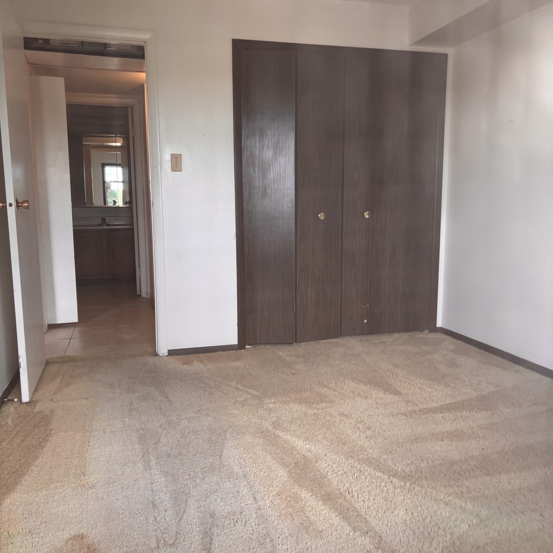 5241 James Lane Unit: 1123