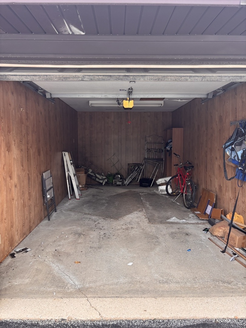 5241 James Lane Unit: 1123