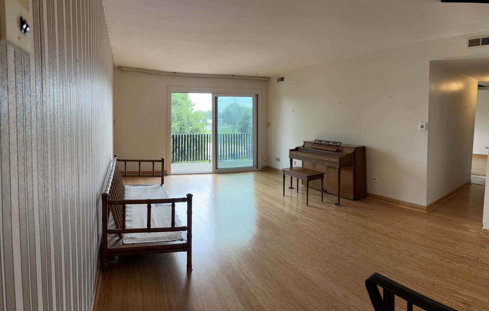 5241 James Lane Unit: 1123