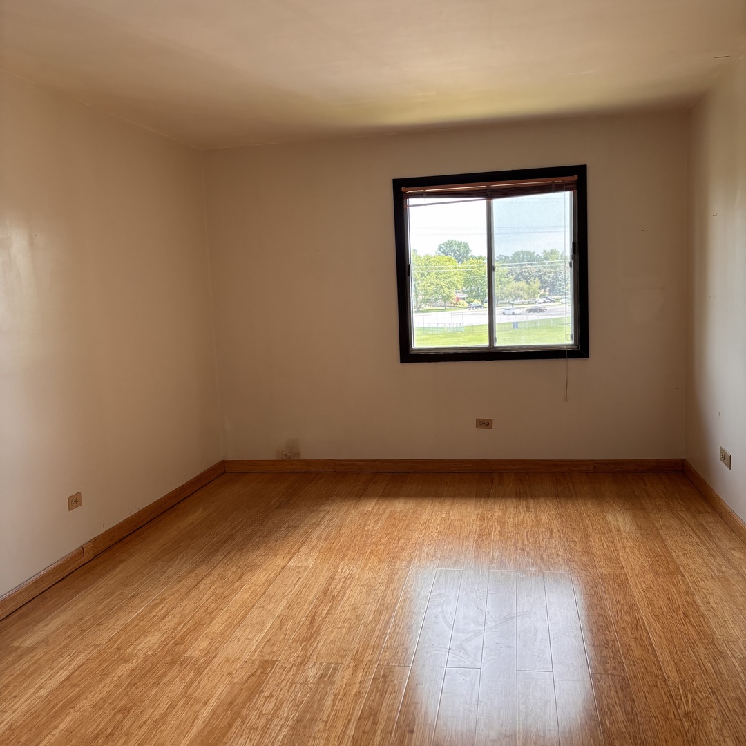 5241 James Lane Unit: 1123