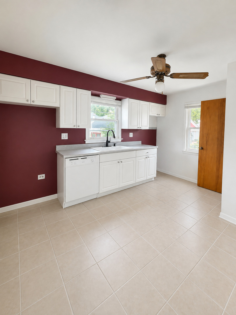 627 E 160th Court