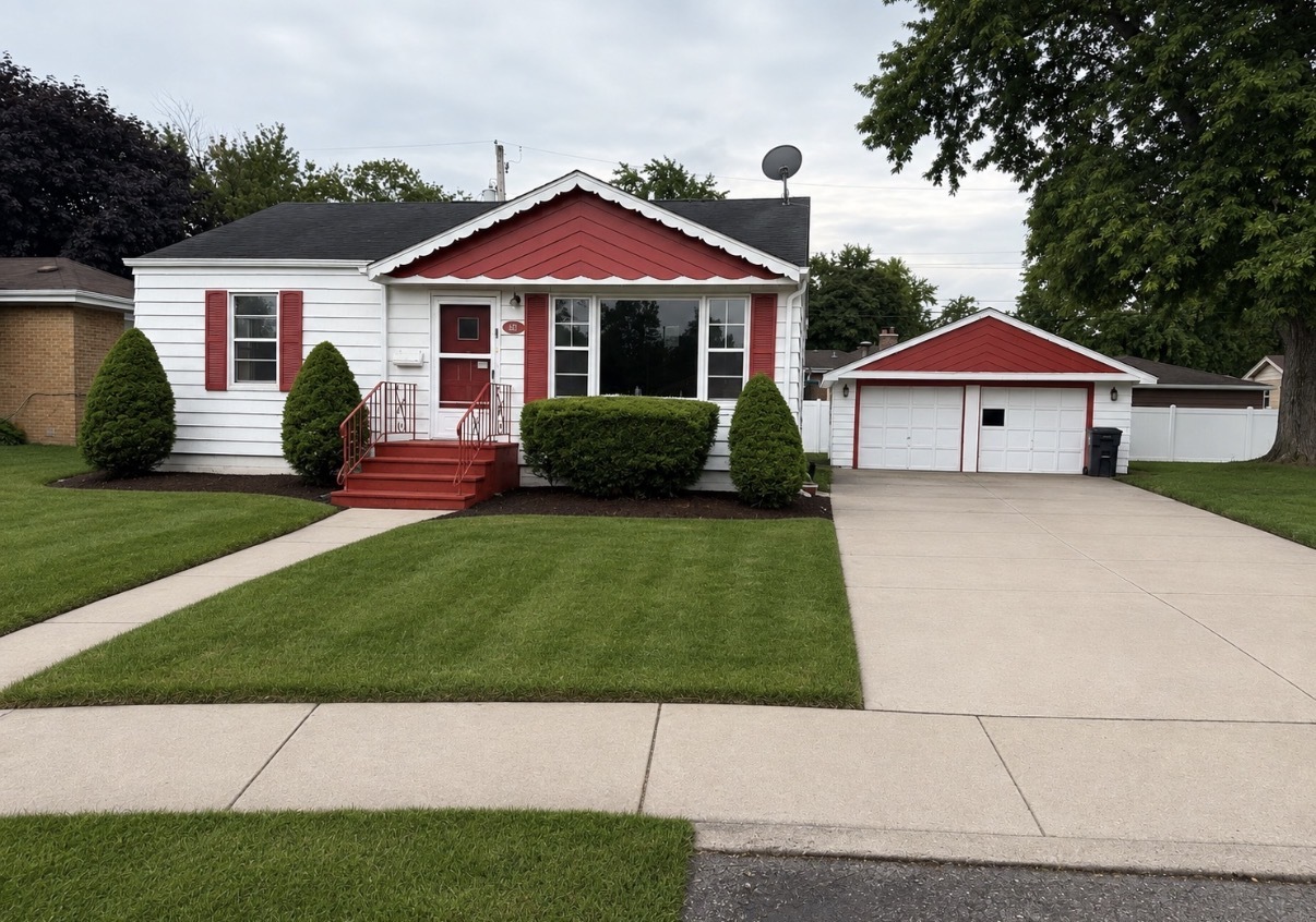 627 E 160th Court