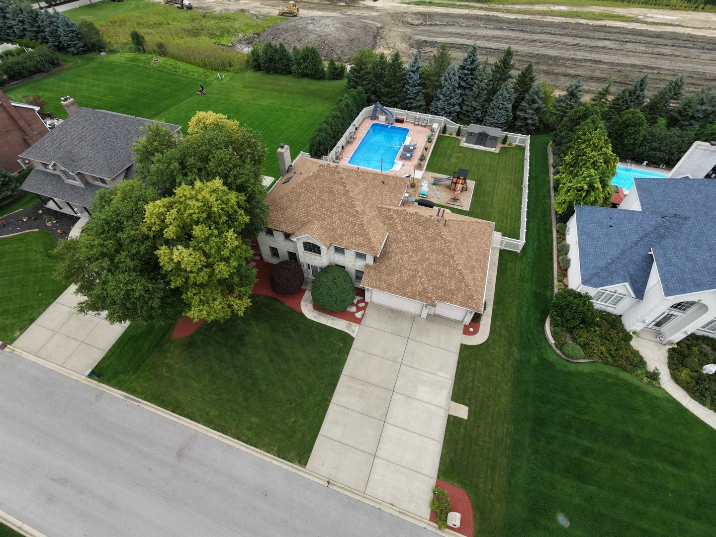 16015 Ridgewood Drive
